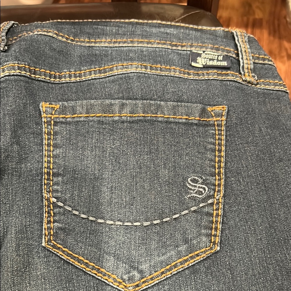 NWT Torrid Dark Blue Denim Jeans - Picture 2 of 9
